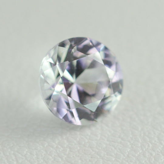 1.37-1.42ct 1 pcs Round 6 mm Recrystallized Lavender Garnet (YAG) Lab Created