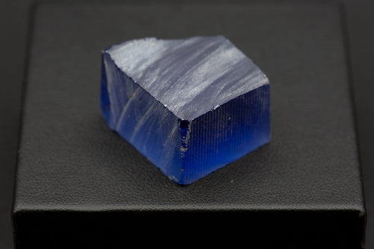 129.9ct Recrystallized Blue Sapphire (Czochralski) Lab Created Faceting Rough